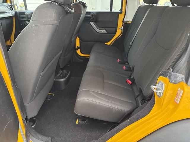 Photo of 2015 Baja Yellow Clearcoat Jeep Wrangler Unlimited