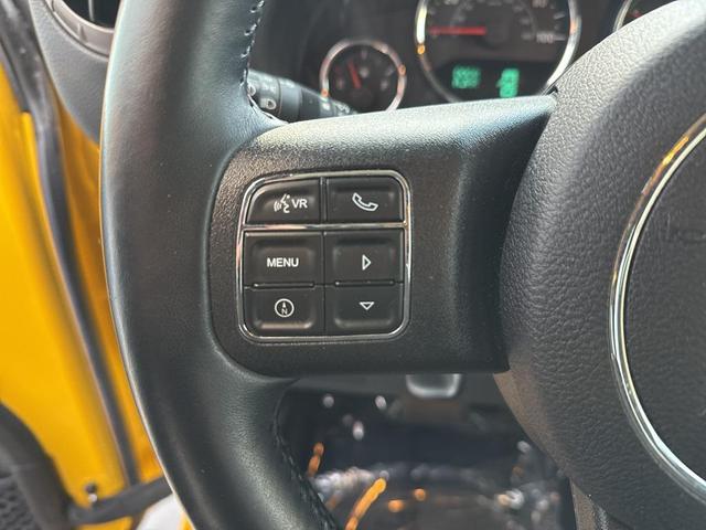 Photo of 2015 Baja Yellow Clearcoat Jeep Wrangler Unlimited