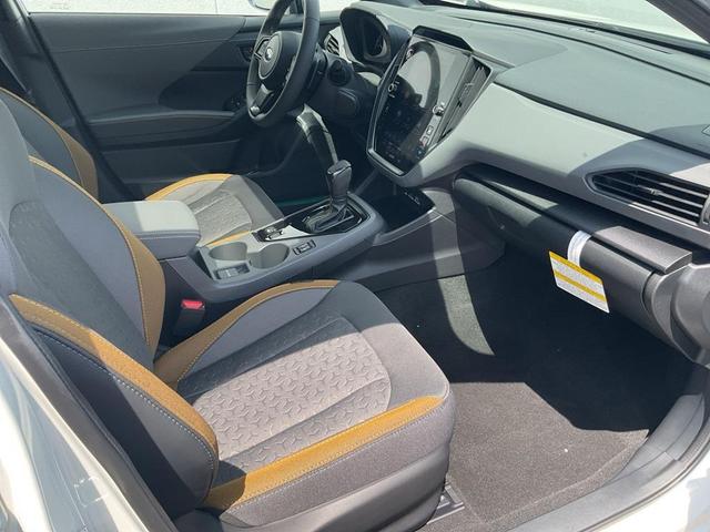 Photo of 2025 Crystal White Pearl Subaru Crosstrek