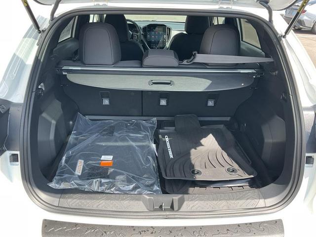 Photo of 2025 Crystal White Pearl Subaru Crosstrek