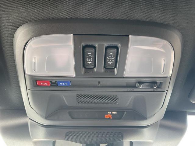 Photo of 2025 Crystal White Pearl Subaru Crosstrek