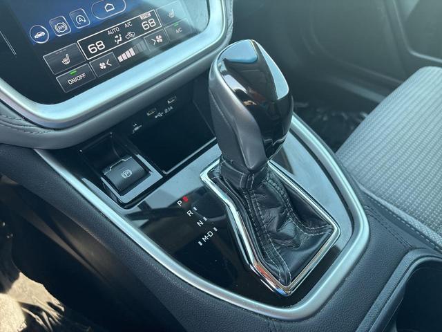 Photo of 2022 Magnetite Gray Metallic Subaru Outback
