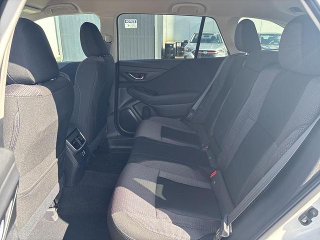 Photo of 2025 Crystal White Pearl Subaru Outback