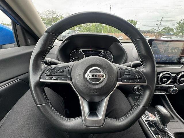 Photo of 2022 Electric Blue Metallic Nissan Sentra