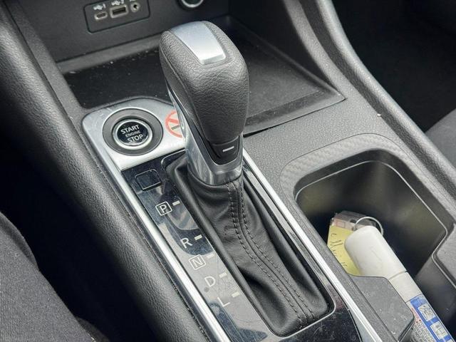 Photo of 2022 Electric Blue Metallic Nissan Sentra