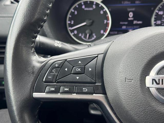 Photo of 2022 Electric Blue Metallic Nissan Sentra