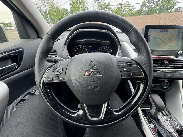 Photo of 2024 Silver Mitsubishi Eclipse Cross