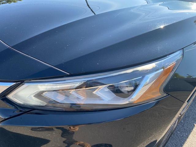 Photo of 2019 Black Nissan Altima