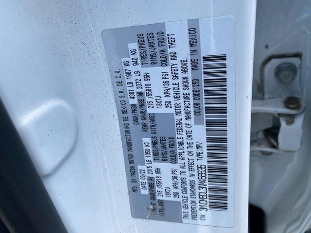 Photo of 2022 Snowflake White Pearl Mazda CX-30