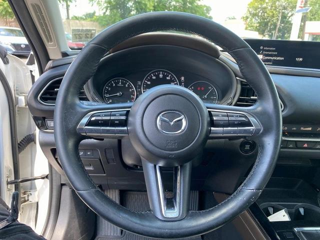 Photo of 2022 Snowflake White Pearl Mazda CX-30