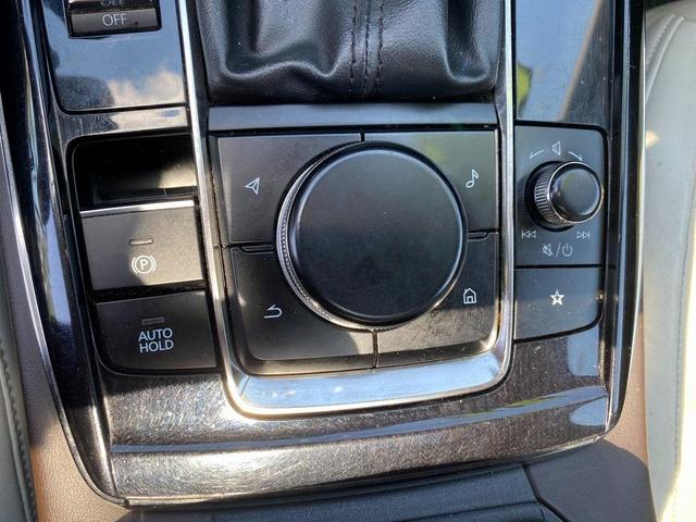 Photo of 2022 Snowflake White Pearl Mazda CX-30