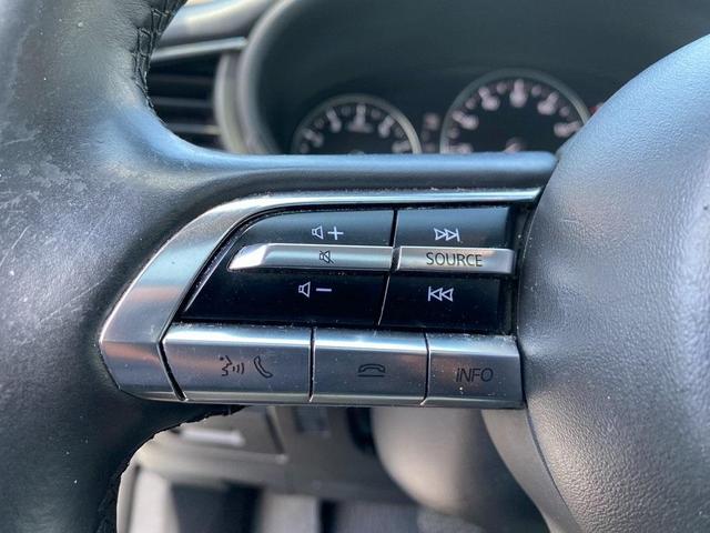 Photo of 2022 Snowflake White Pearl Mazda CX-30