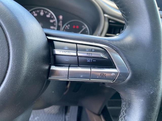 Photo of 2022 Snowflake White Pearl Mazda CX-30