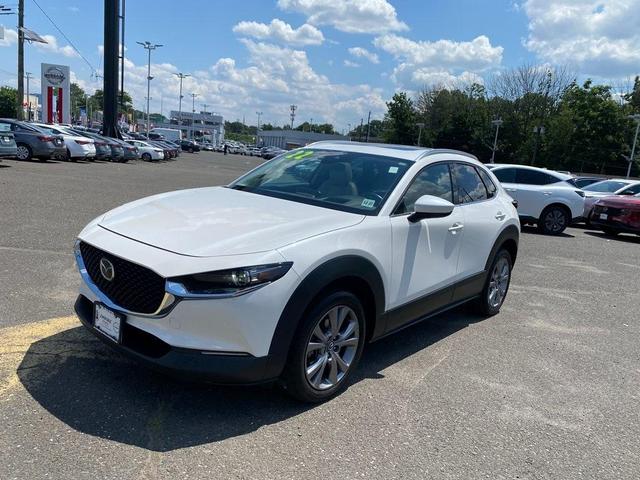 Photo of 2022 Snowflake White Pearl Mazda CX-30
