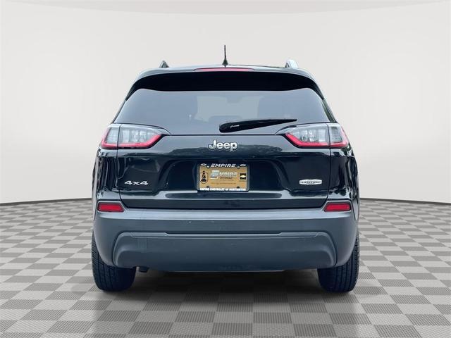 Photo of 2019 Diamond Black Jeep Cherokee