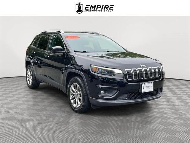 Photo of 2019 Diamond Black Jeep Cherokee