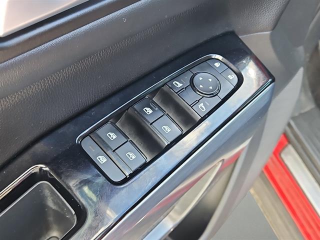 Photo of 2023 Scarlet Ember Nissan Pathfinder