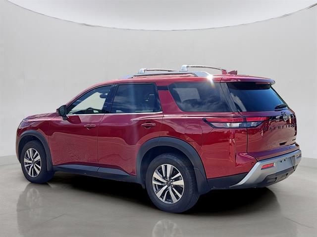 Photo of 2023 Scarlet Ember Nissan Pathfinder