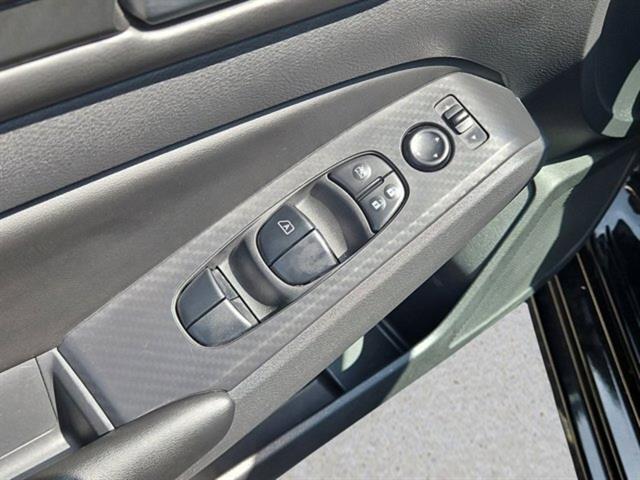 Photo of 2023 Black Nissan Altima