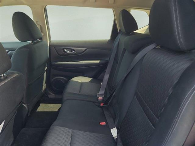 Photo of 2018 Caspian Blue Nissan Rogue