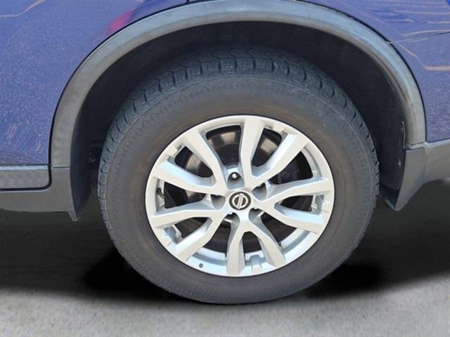 Photo of 2018 Caspian Blue Nissan Rogue