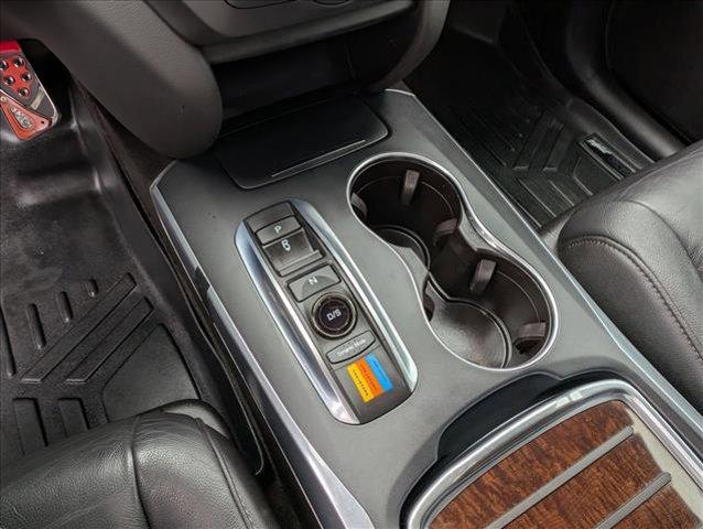 Photo of 2017 White Diamond Pearl Acura MDX