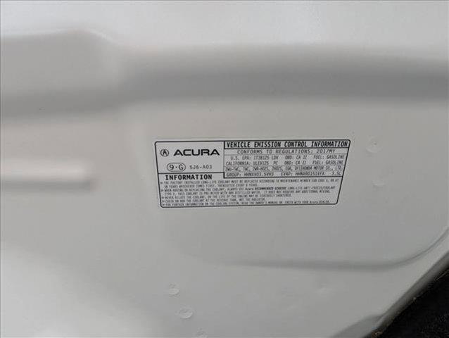 Photo of 2017 White Diamond Pearl Acura MDX