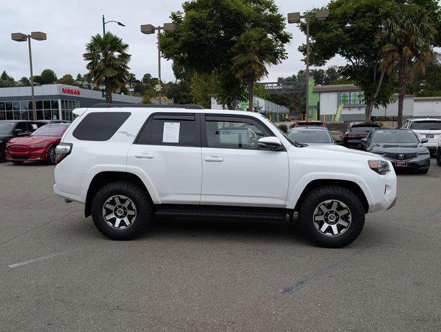 Photo of 2021 Super White Toyota 4Runner