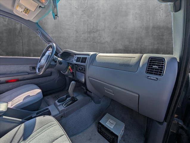 Photo of 2000 Imperial Jade Mica Toyota Tacoma