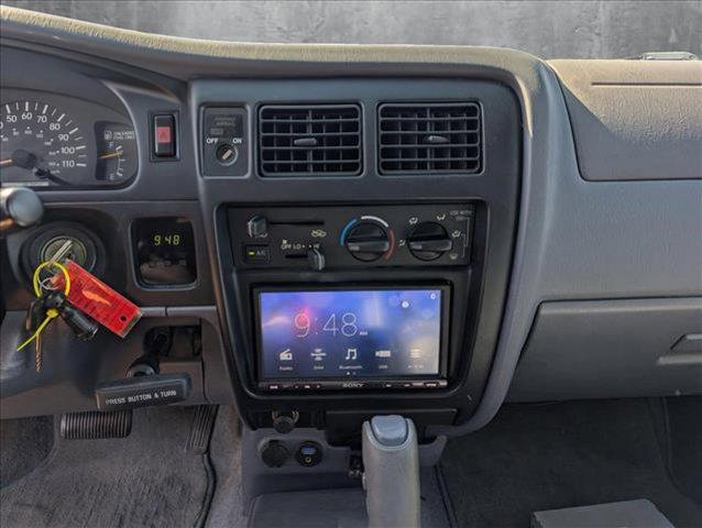 Photo of 2000 Imperial Jade Mica Toyota Tacoma