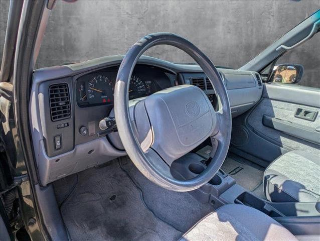 Photo of 2000 Imperial Jade Mica Toyota Tacoma