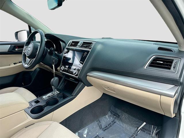 Photo of 2019 Crystal White Pearl Subaru Outback