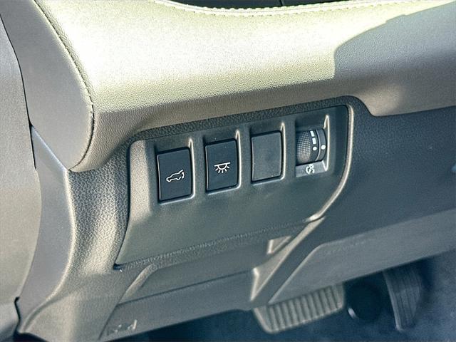 Photo of 2025 Cosmic Blue Pearl Subaru Ascent