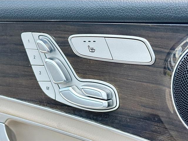 Photo of 2021 White Mercedes-Benz GLC 300