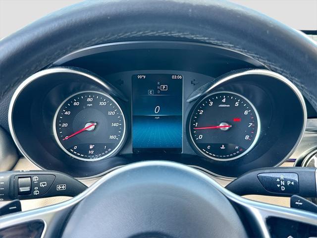 Photo of 2021 White Mercedes-Benz GLC 300
