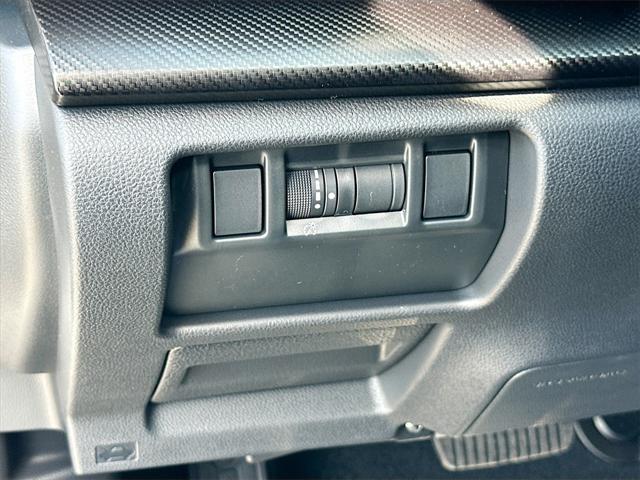 Photo of 2025 Silver Metallic Subaru Crosstrek