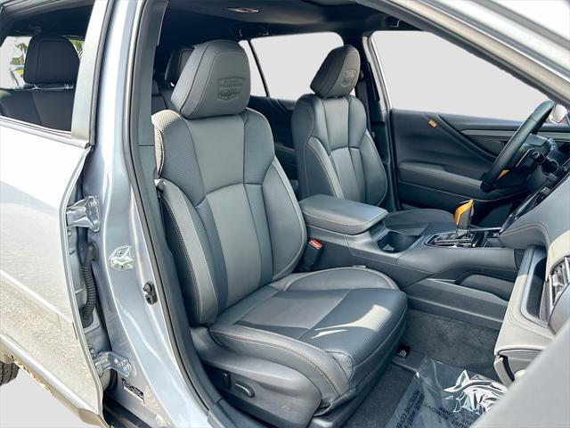 Photo of 2023 Ice Silver Subaru Outback