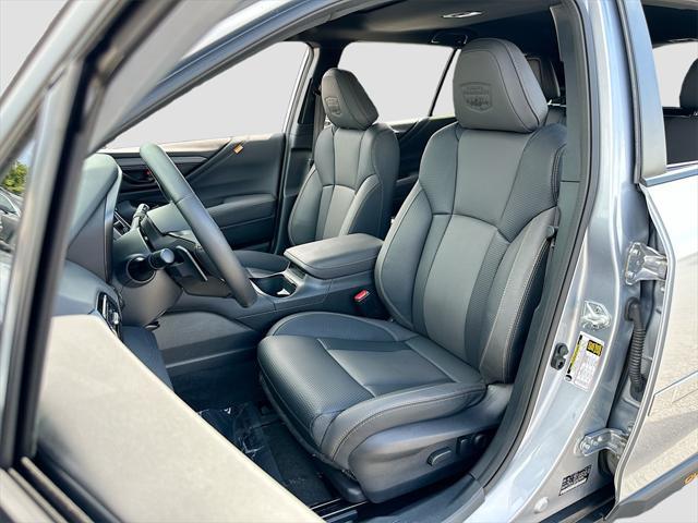 Photo of 2023 Ice Silver Subaru Outback