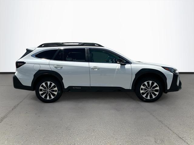 Photo of 2025 White Pearl Subaru Outback