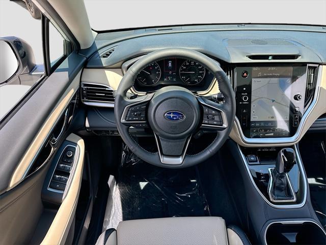Photo of 2025 White Pearl Subaru Outback