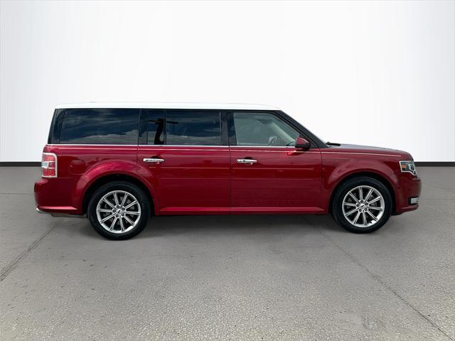 Photo of 2019 Ruby Red Metallic Ford Flex
