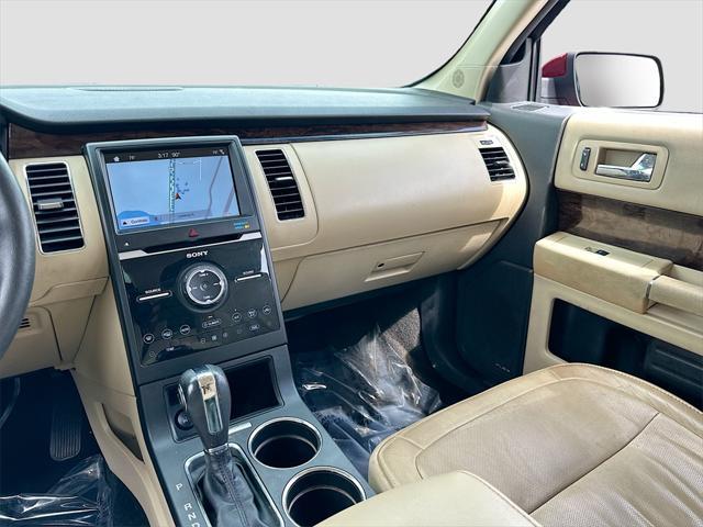 Photo of 2019 Ruby Red Metallic Ford Flex