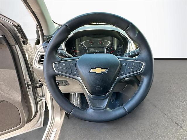 Photo of 2020 Silver Ice Metallic Chevrolet Equinox