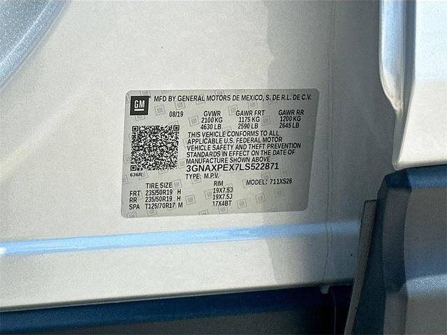 Photo of 2020 Silver Ice Metallic Chevrolet Equinox