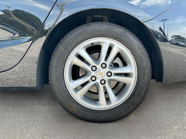 Photo of 2017 Black Metallic Chevrolet Cruze