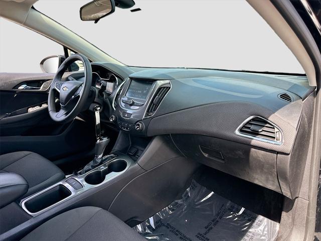 Photo of 2017 Black Metallic Chevrolet Cruze