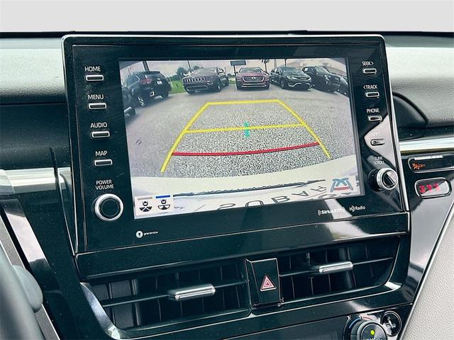 Photo of 2021 Pearl Toyota Camry