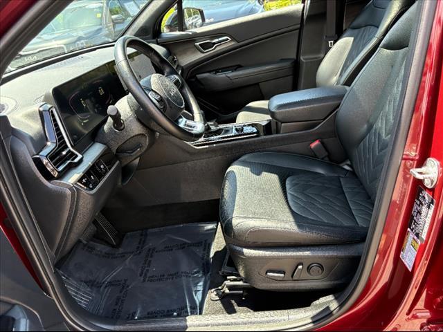 Photo of 2024 Dawning Red Kia Sportage