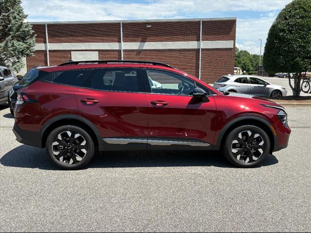 Photo of 2024 Dawning Red Kia Sportage