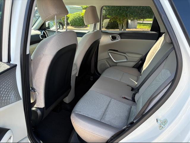 Photo of 2022 Snow White Pearl Kia Soul